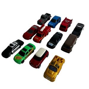 Maisto Miniature Diecast Car Toys Lot/12 Multi Colors Vintage & Contemporary